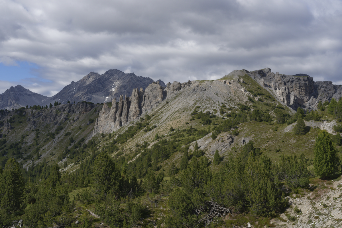 La descente au col Süsom Givé